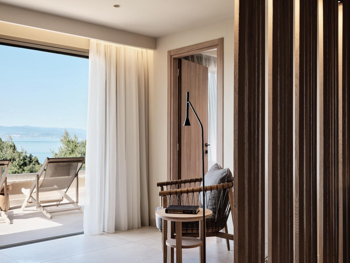 Σουίτα Panoramic δύο δωματίων με θέα στη θάλασσα & ιδιωτική πισίνα