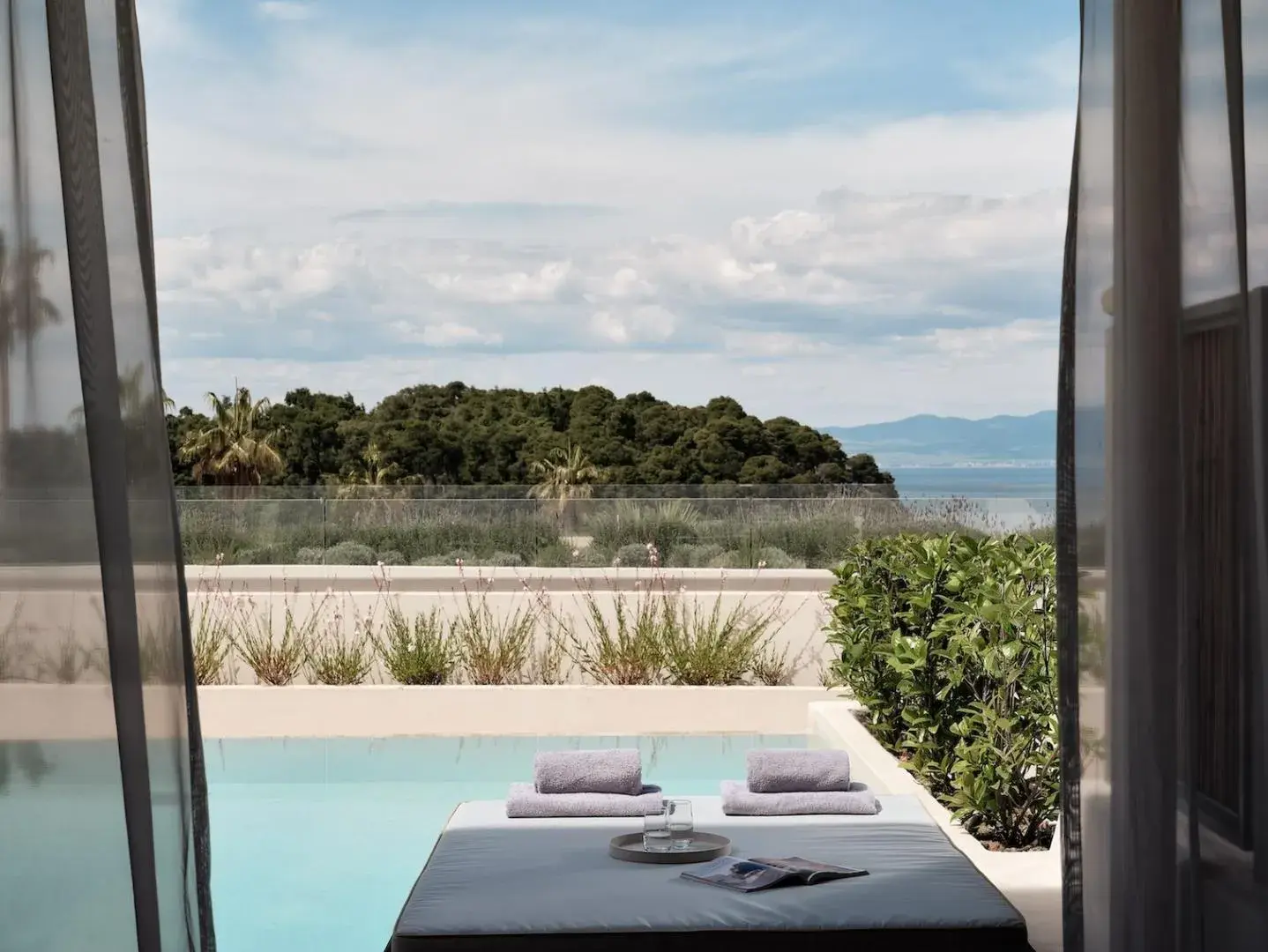 Junior Suite with Sea View & Private Pool