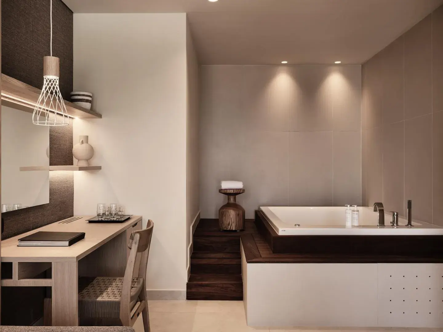 One-Bedroom Panoramic Suite with Sea View, Private Pool & Jacuzzi