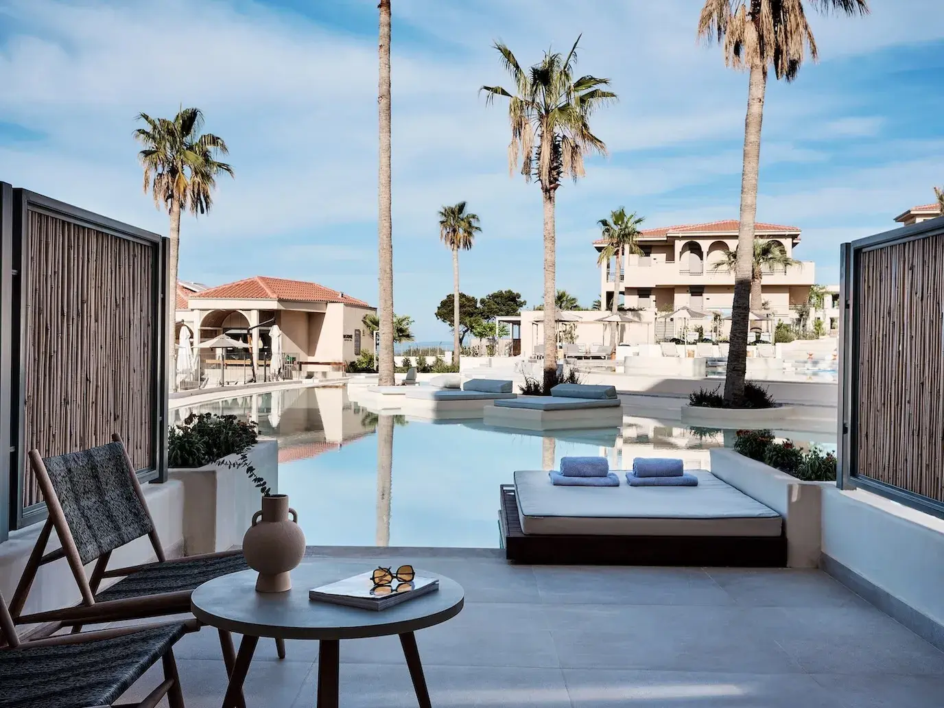 cora_hotel_resort_chalkidiki_double_sharing_pool